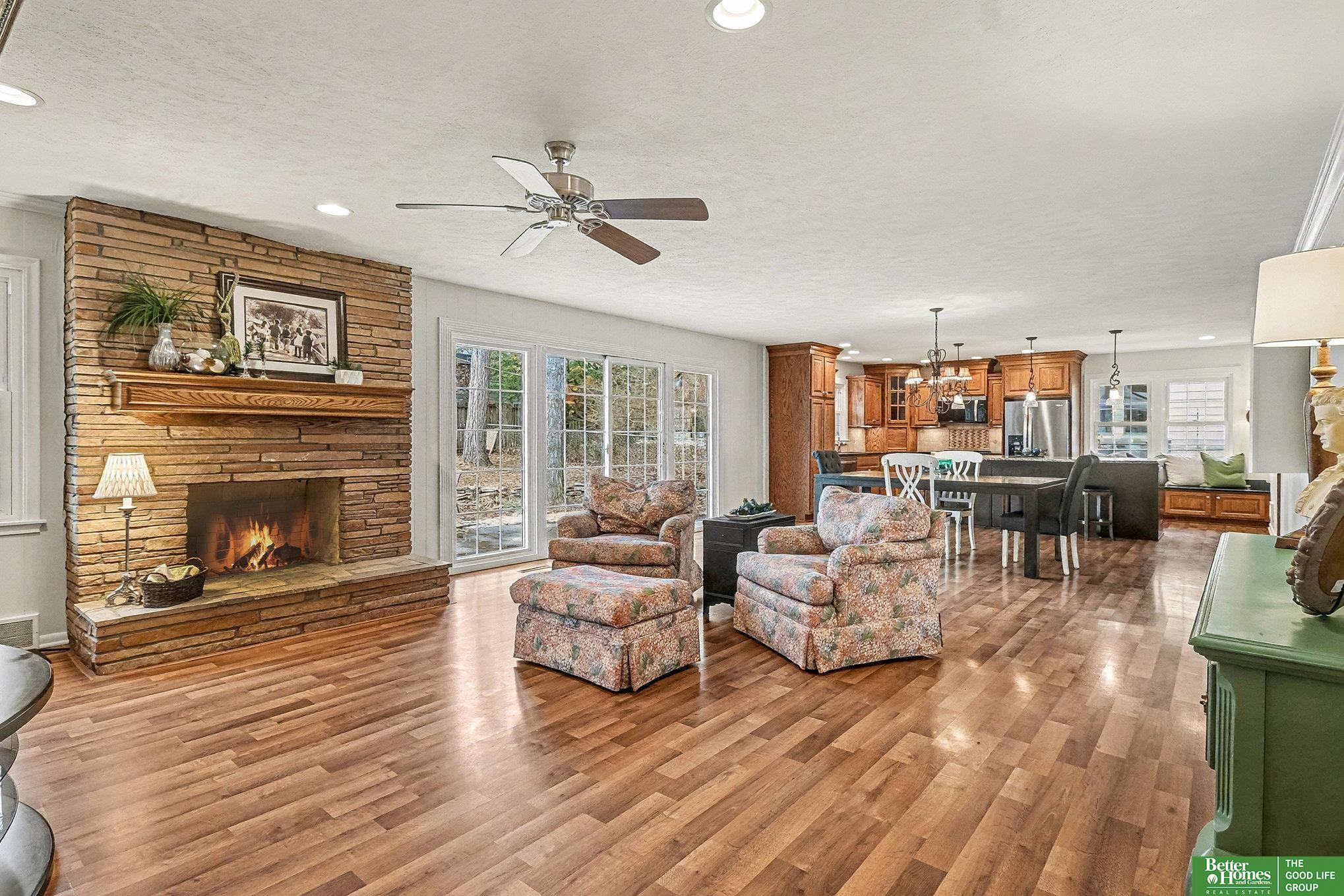 914 Hillcrest Drive