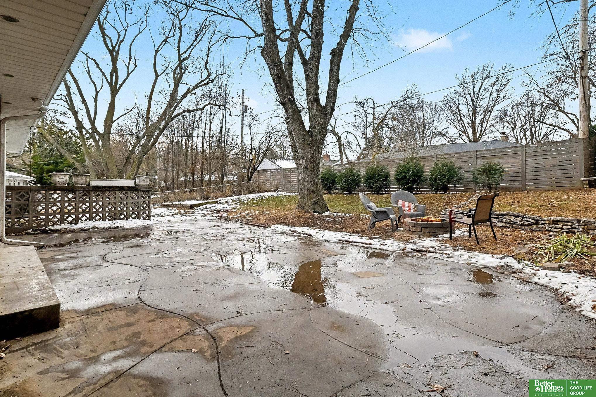 914 Hillcrest Drive