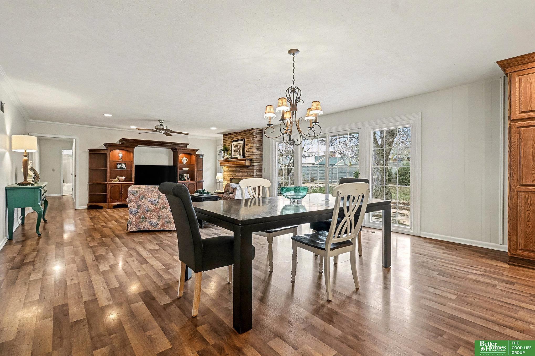 914 Hillcrest Drive