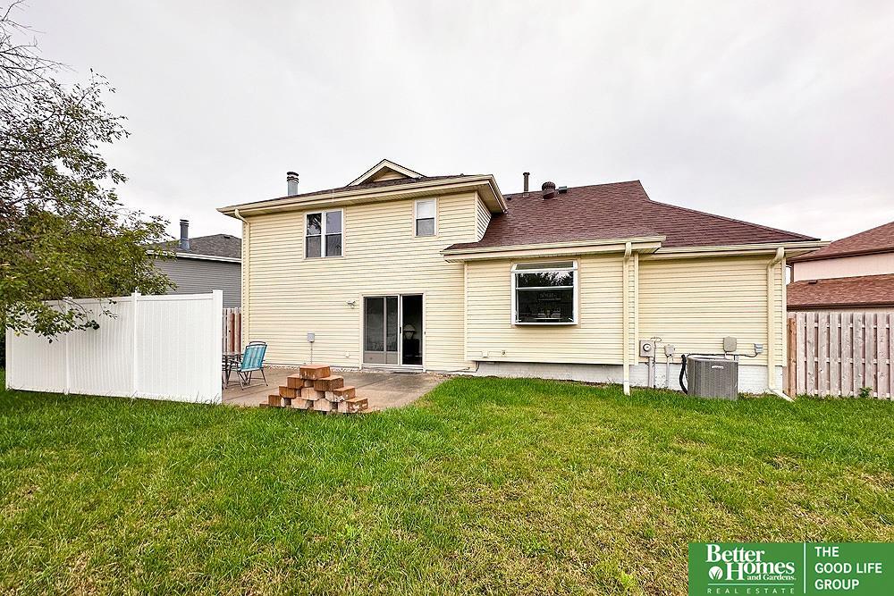 3006 S 147 Circle
