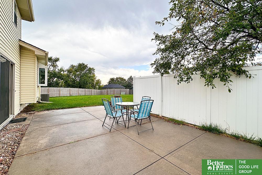3006 S 147 Circle