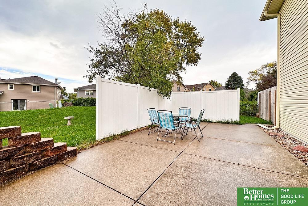 3006 S 147 Circle