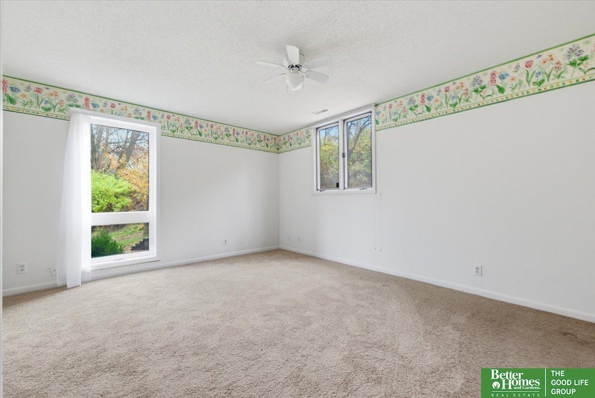 605 Ridge Road N