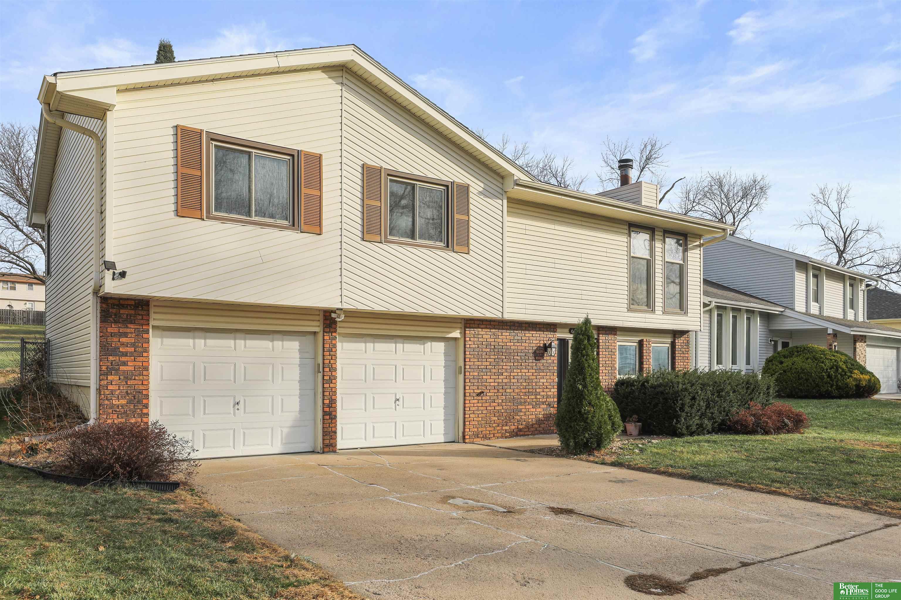 6023 N 110th Circle