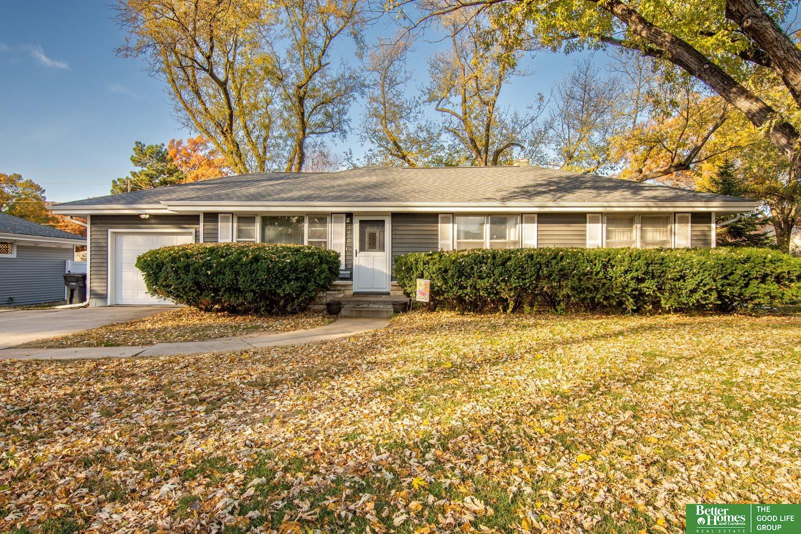 3252 S 74th Street
