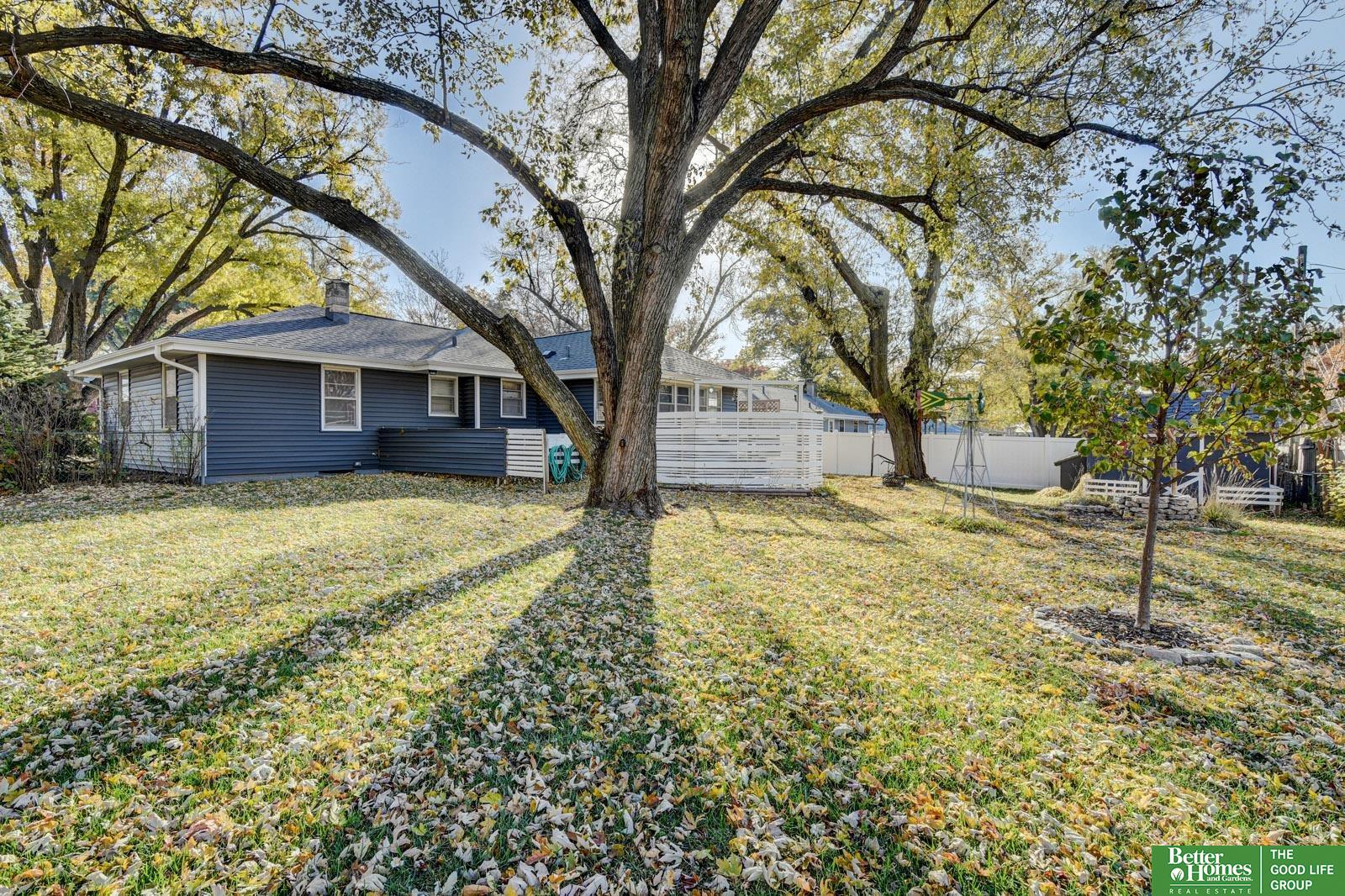 3252 S 74th Street