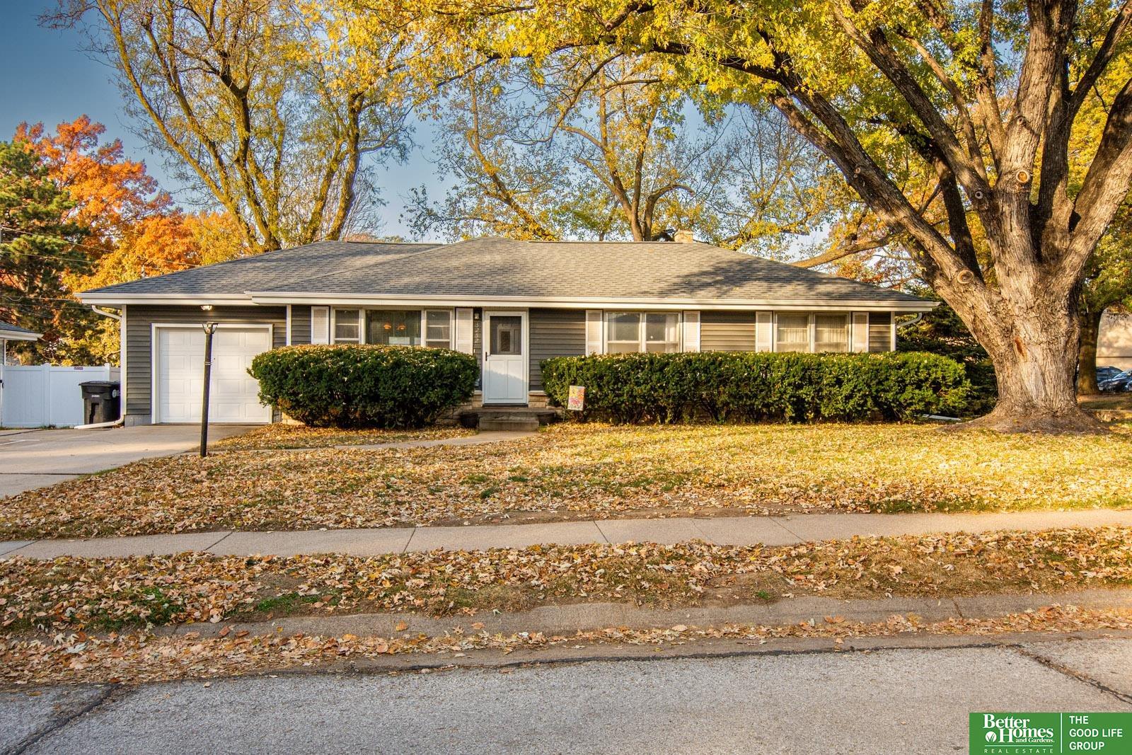 3252 S 74th Street