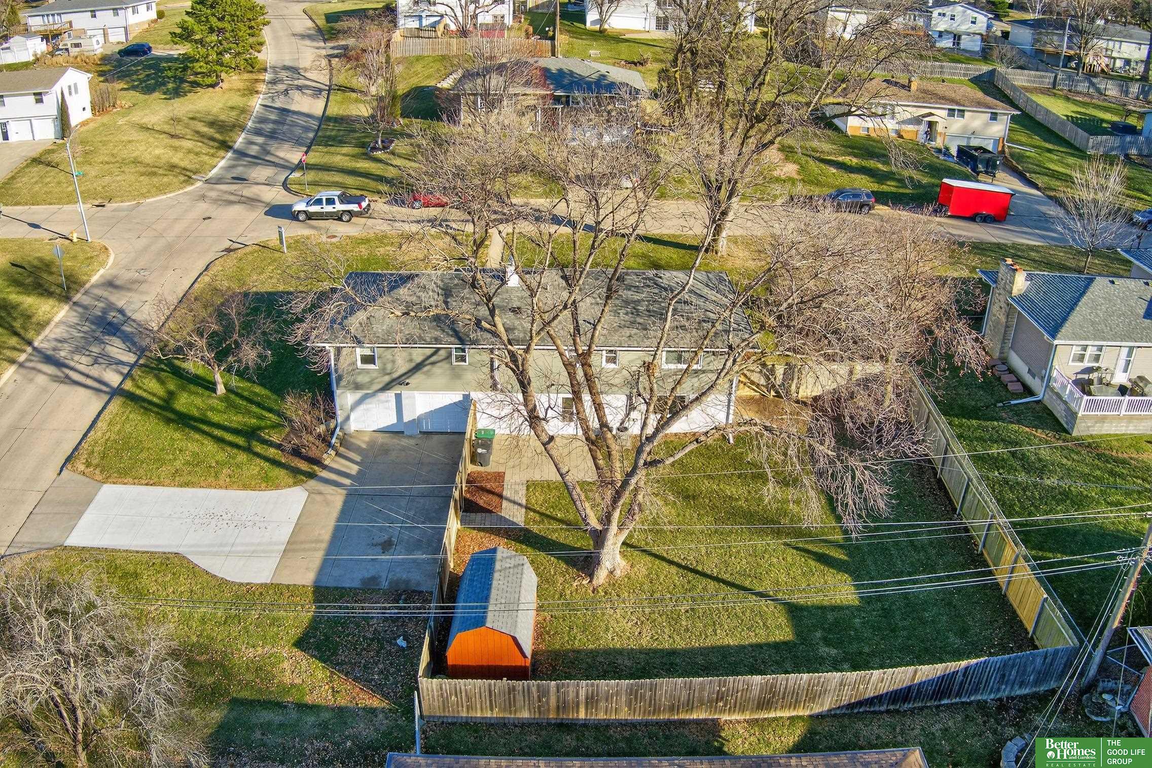 3006 S 107 Street