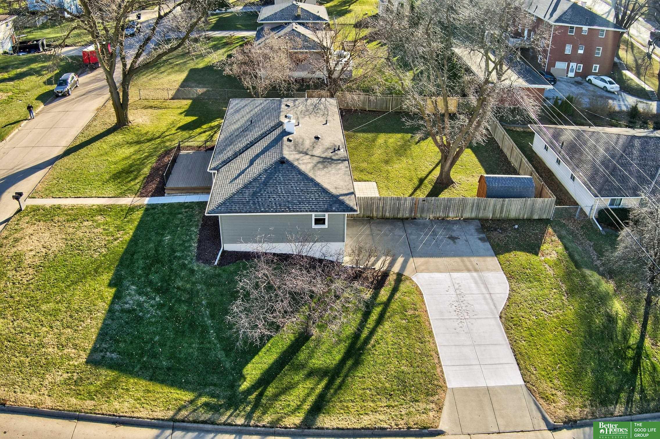 3006 S 107 Street