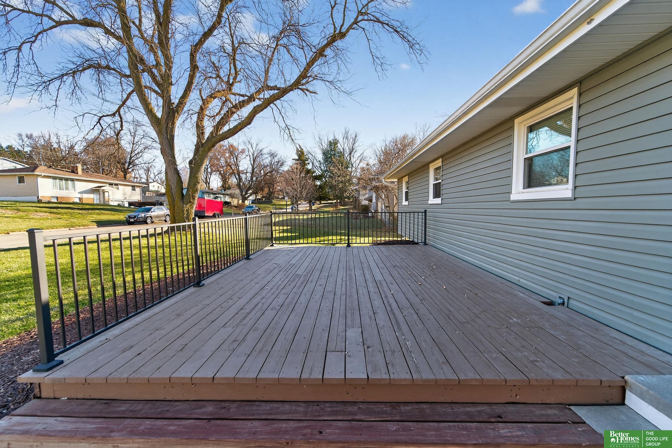 3006 S 107 Street