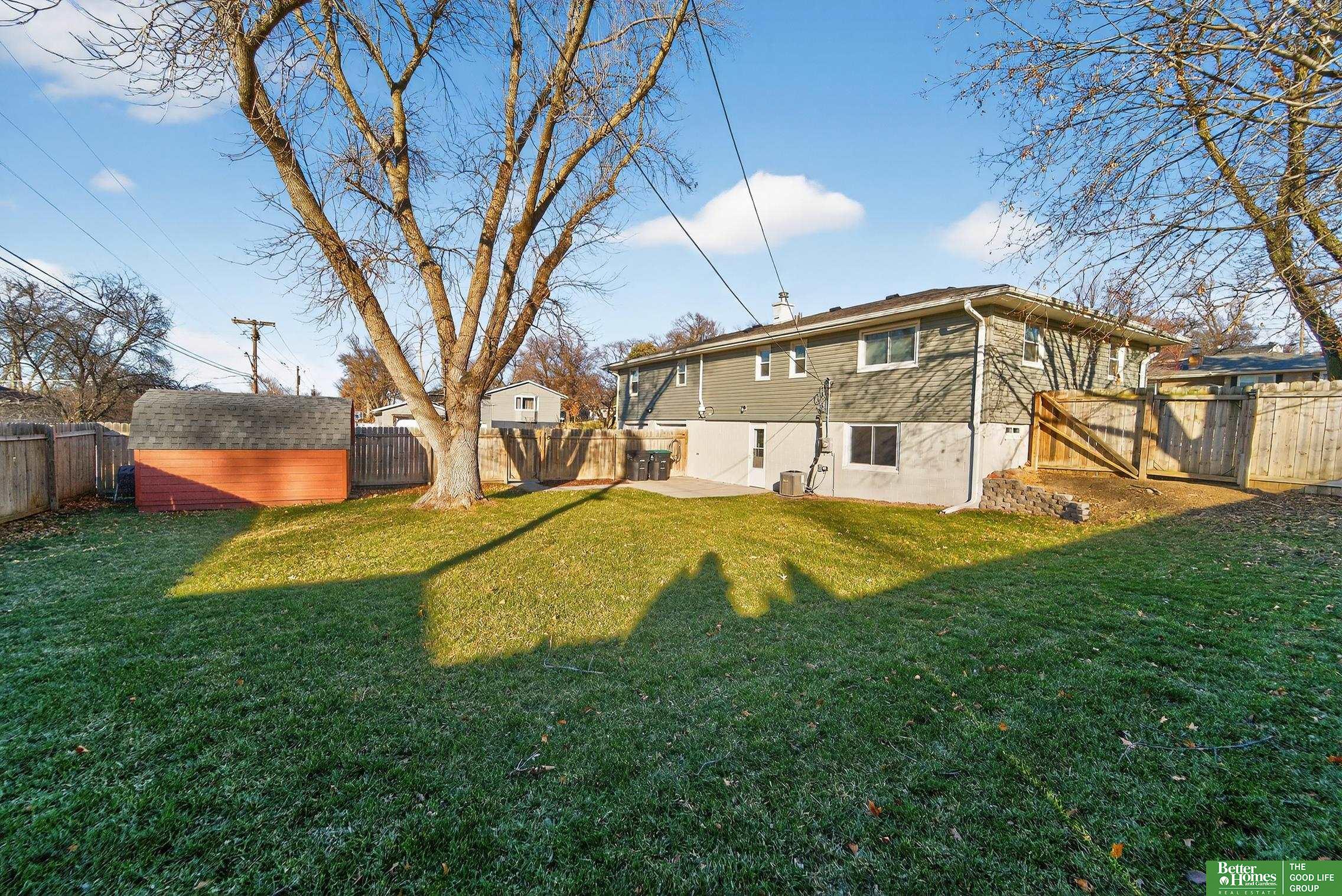 3006 S 107 Street