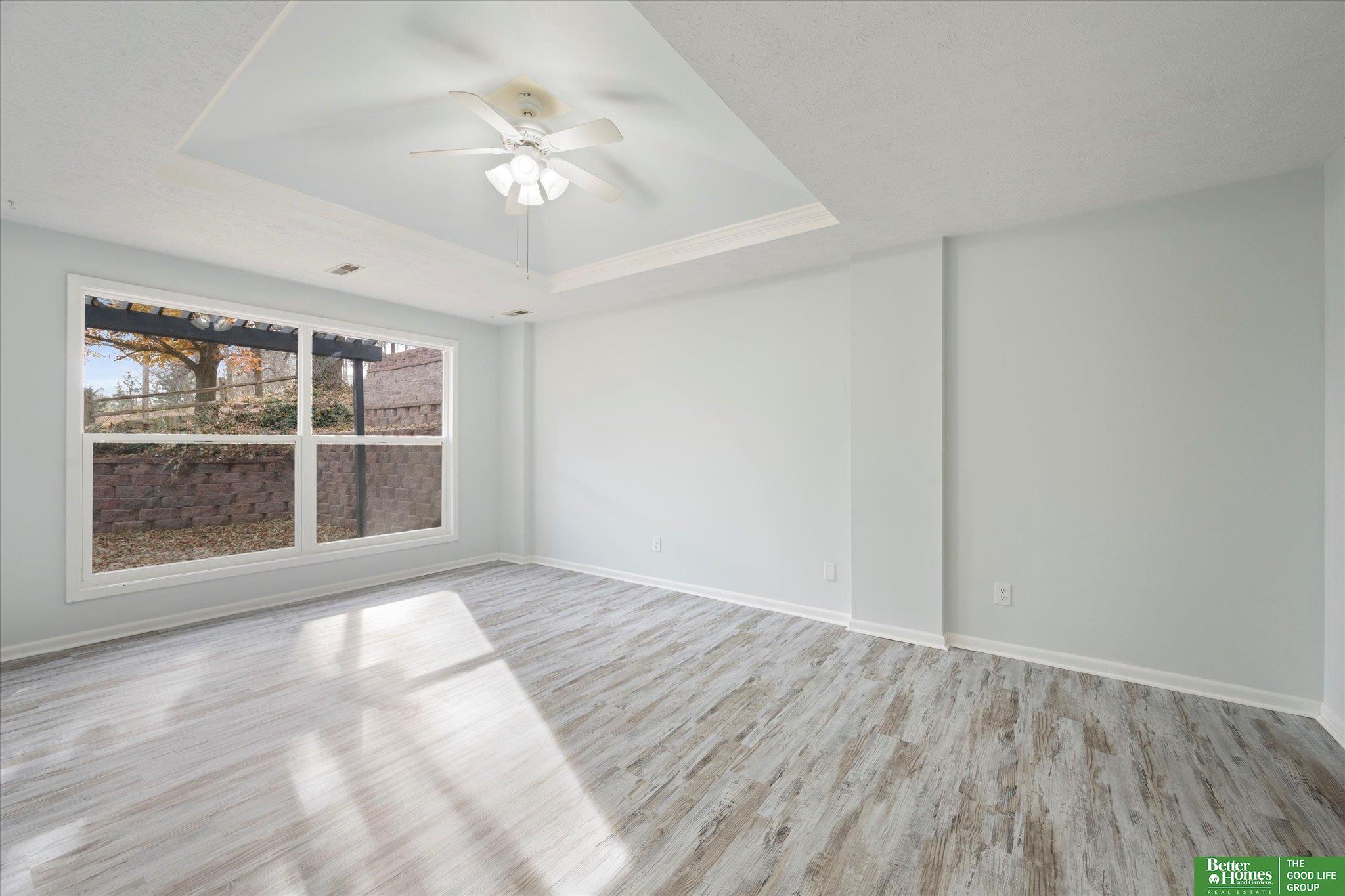 14938 Fall River Lane