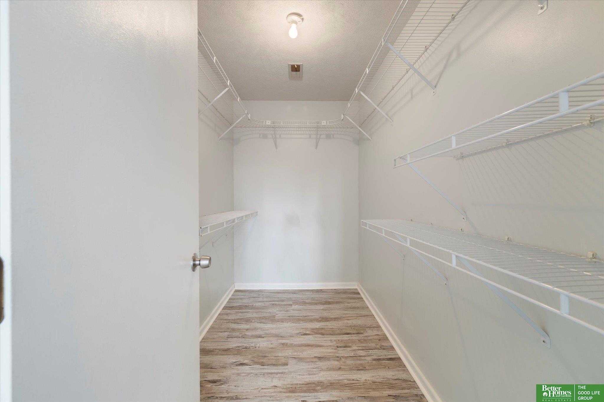 14938 Fall River Lane
