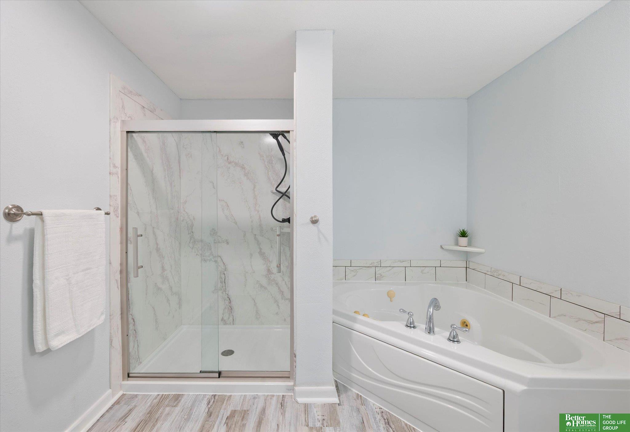 14938 Fall River Lane