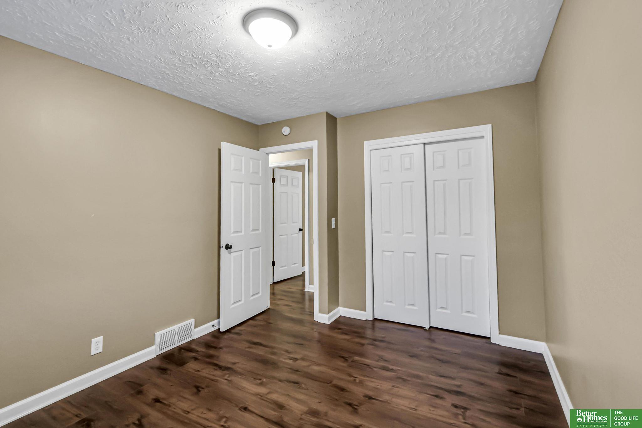 23706 Walnut Circle
