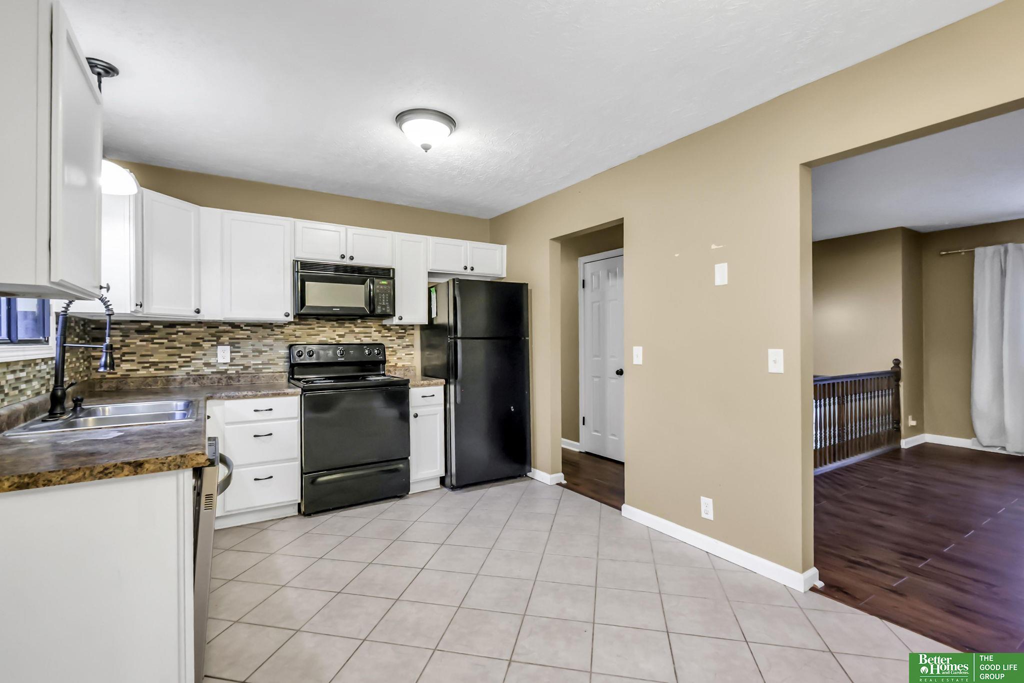 23706 Walnut Circle