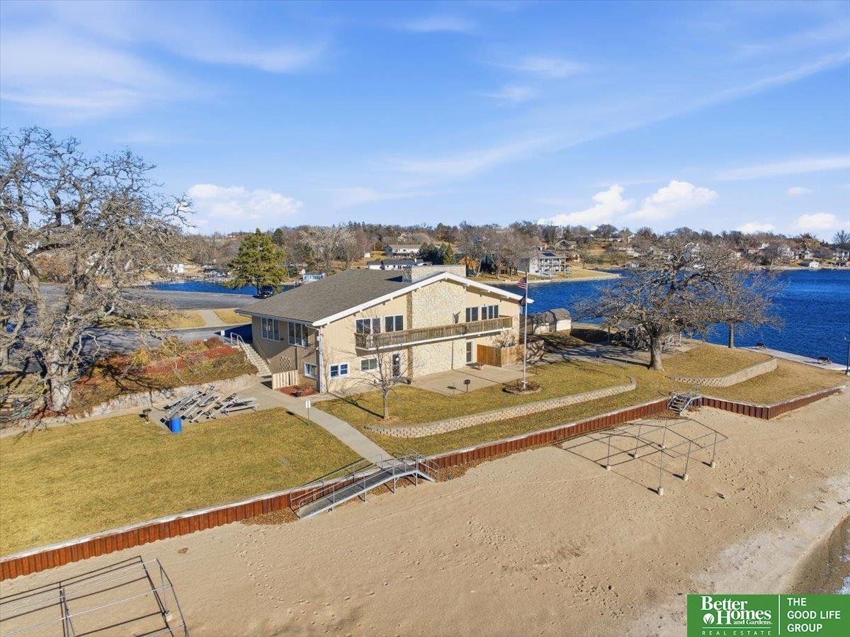 9113 Murray Drive