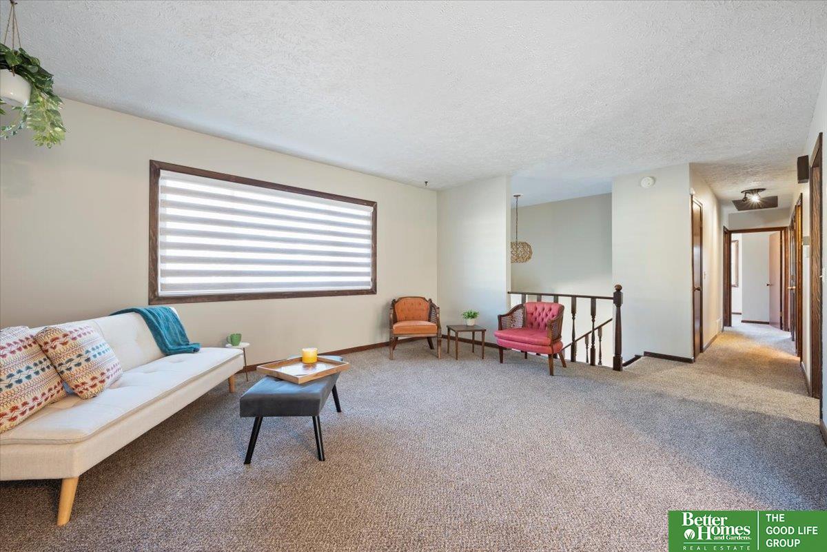 902 Valley Drive