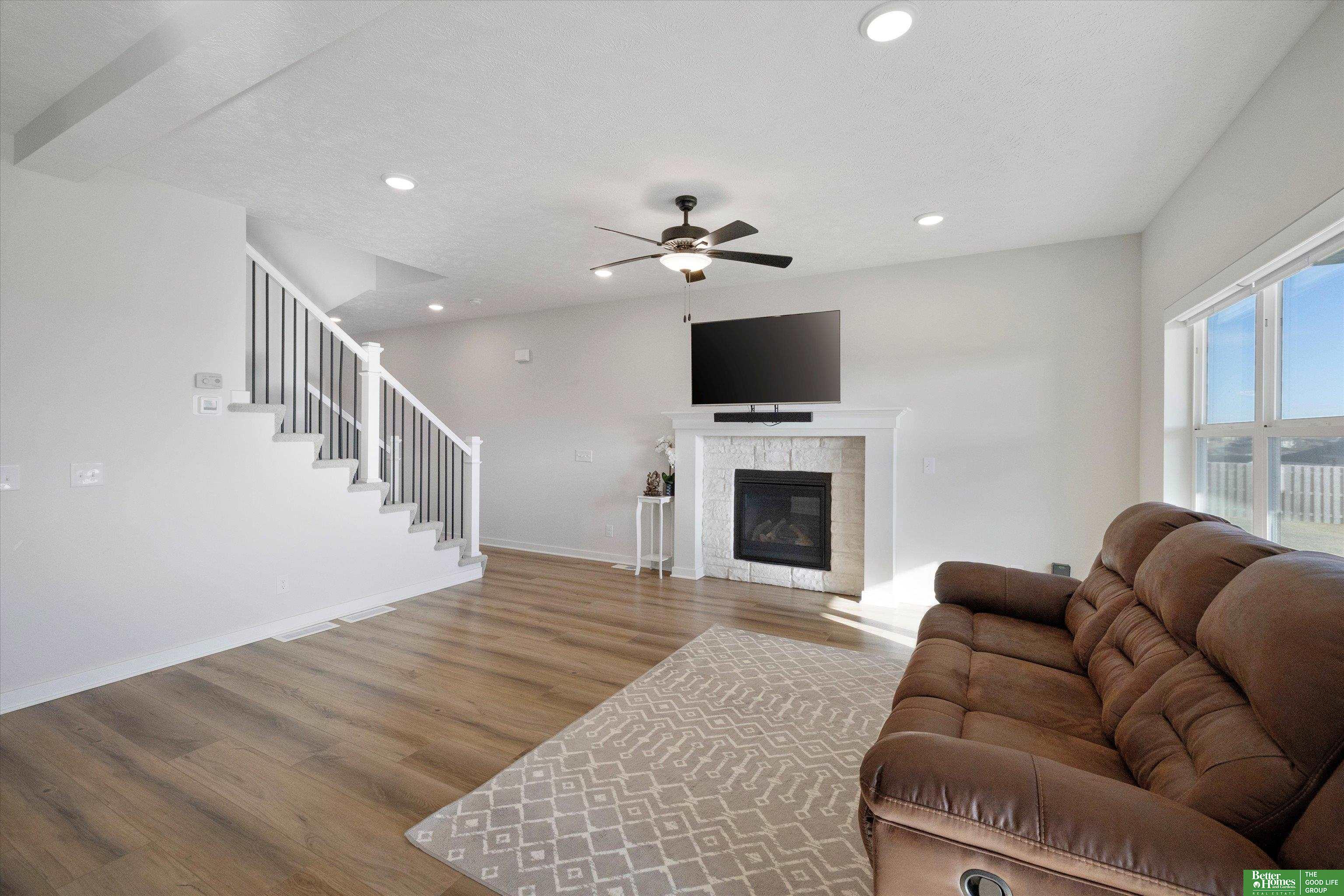 17605 Potter Street