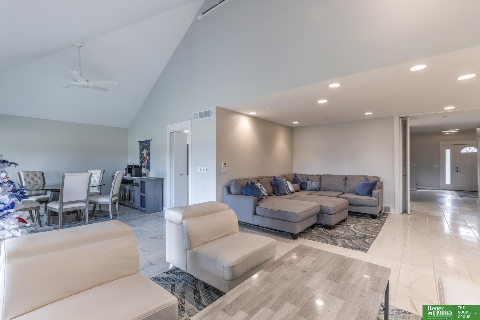 6430 S 120th Plaza # 15