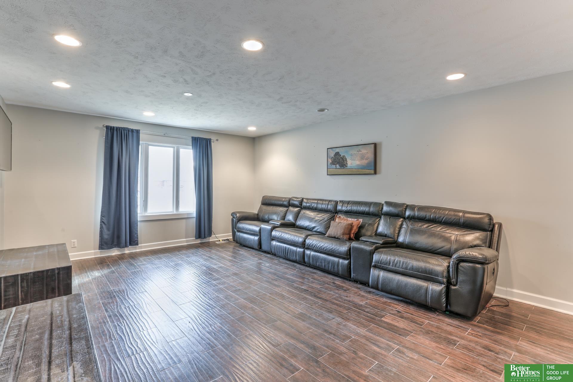 6430 S 120th Plaza # 15