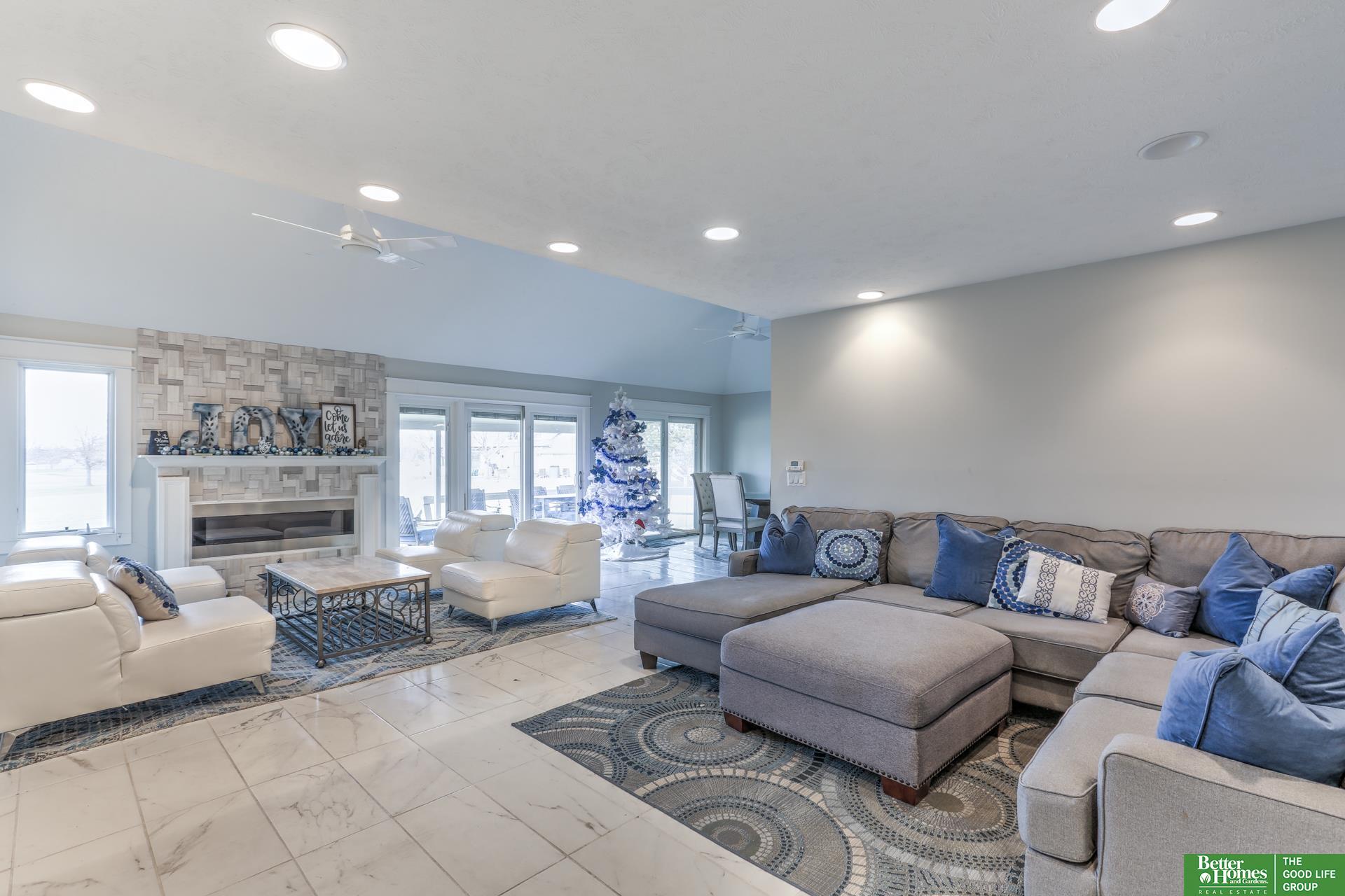 6430 S 120th Plaza # 15