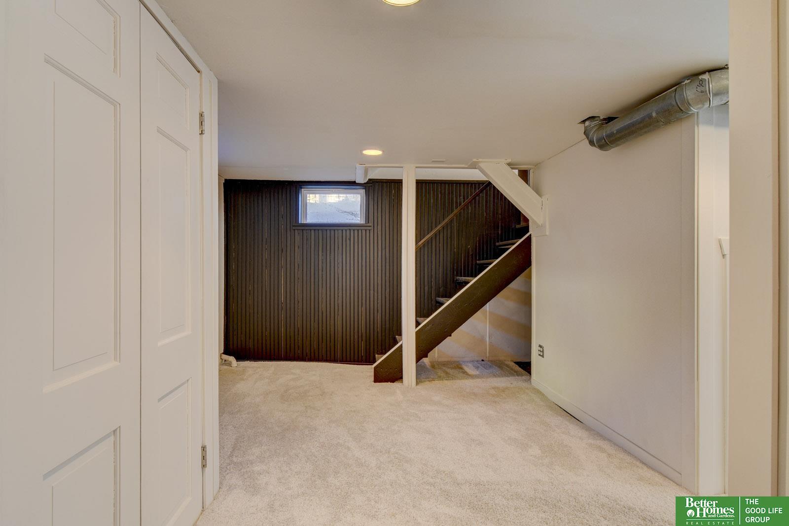 4708 Shirley Street