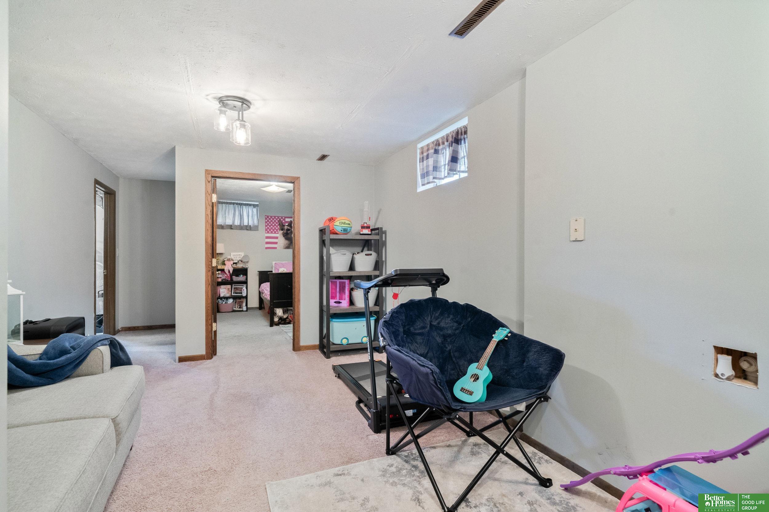 2529 Mose Avenue # 9A