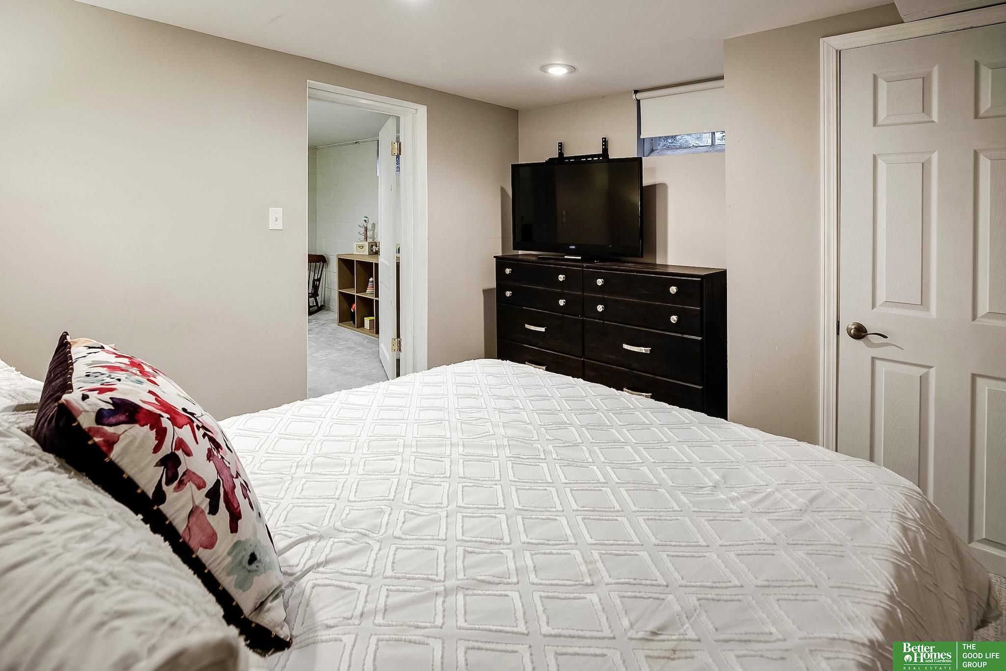 452 S 85th Street