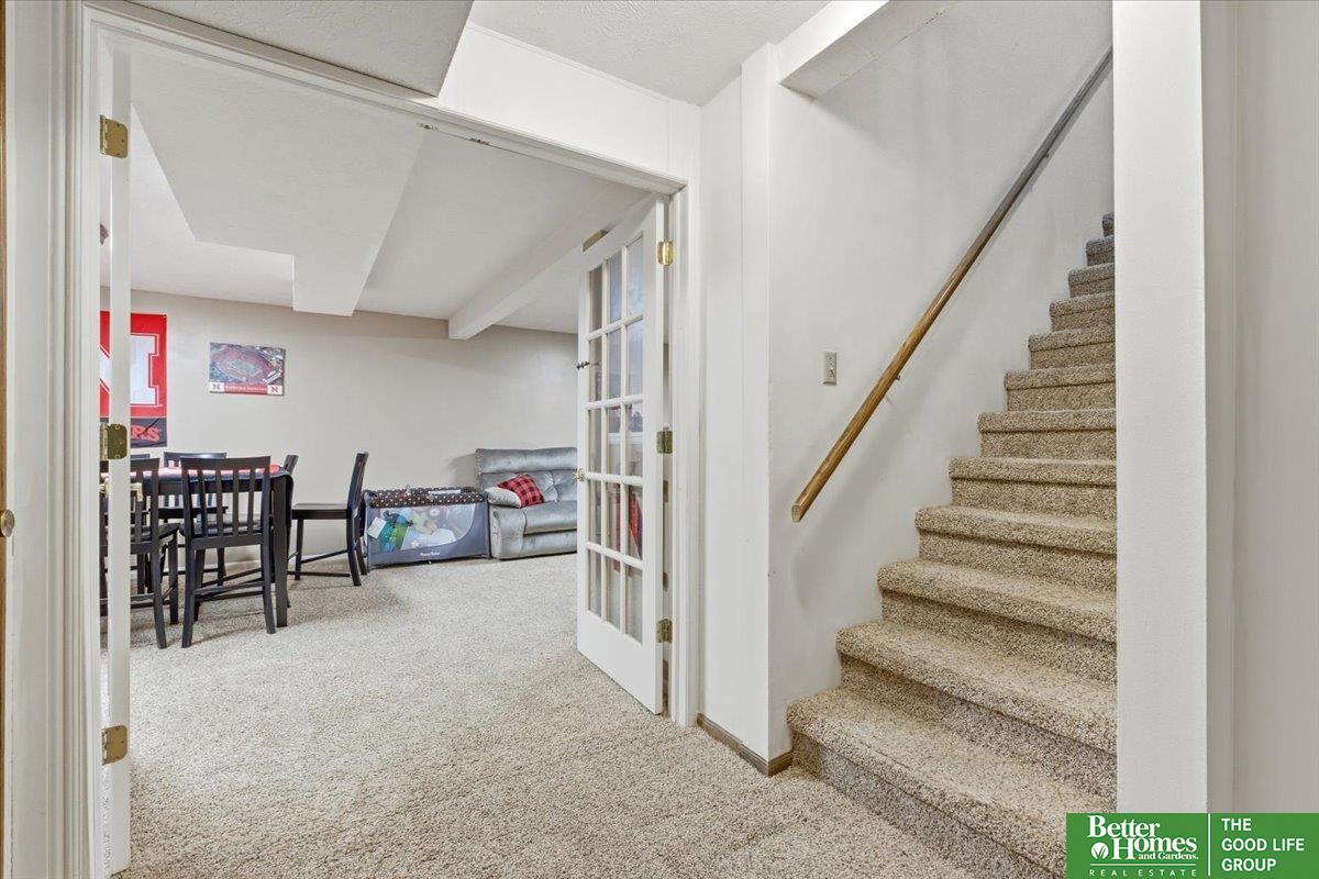 700 W R Street