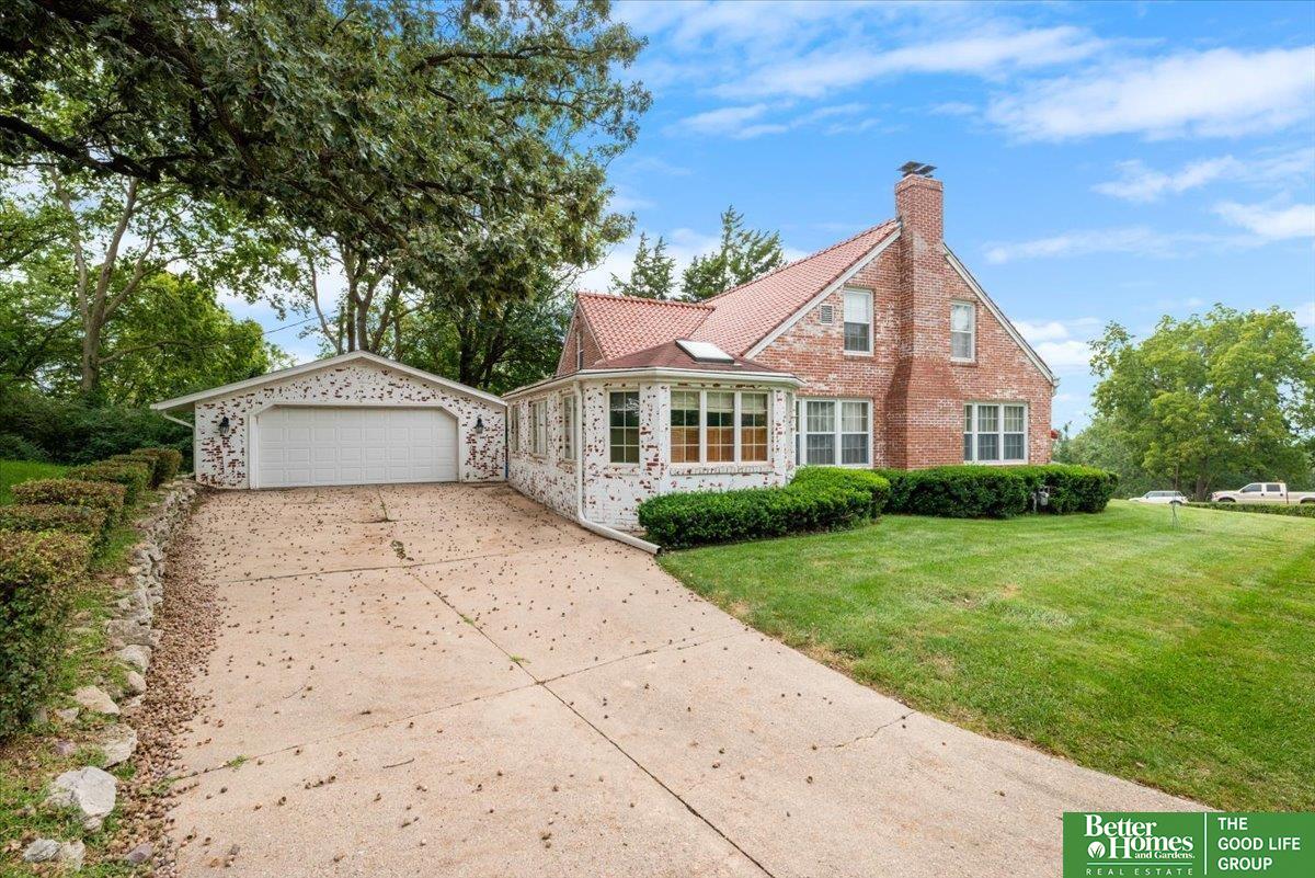 601 Forest Drive