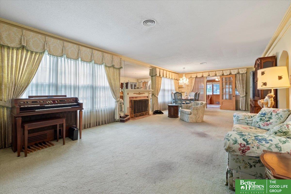 601 Forest Drive
