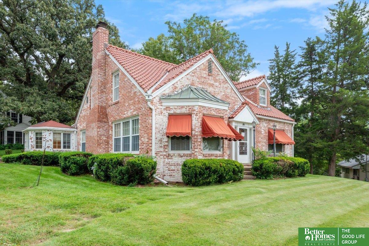 601 Forest Drive