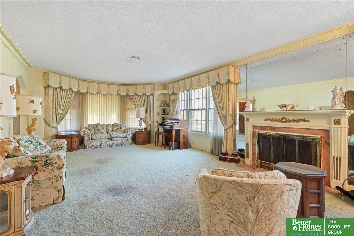 601 Forest Drive