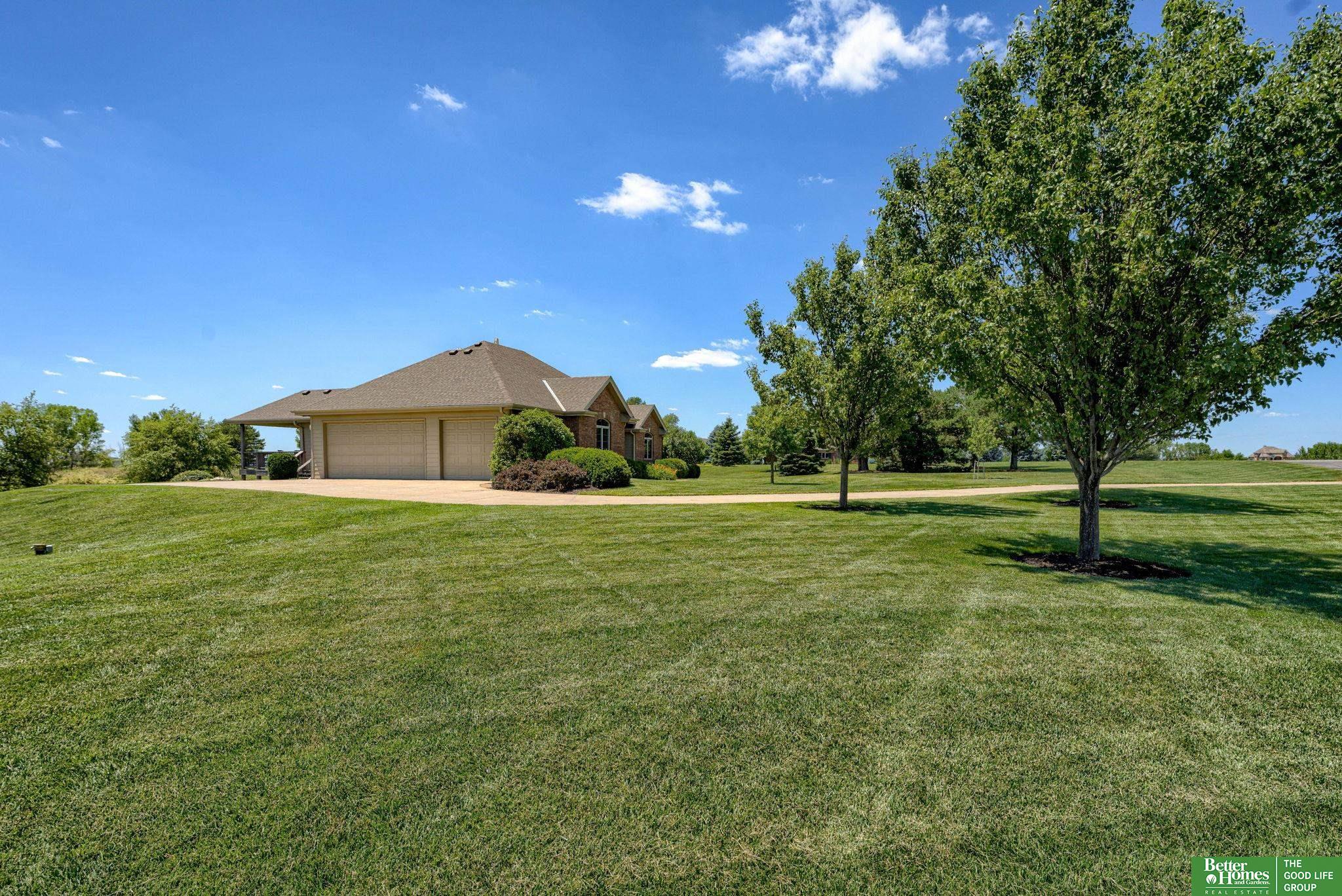 10216 S 233rd Circle