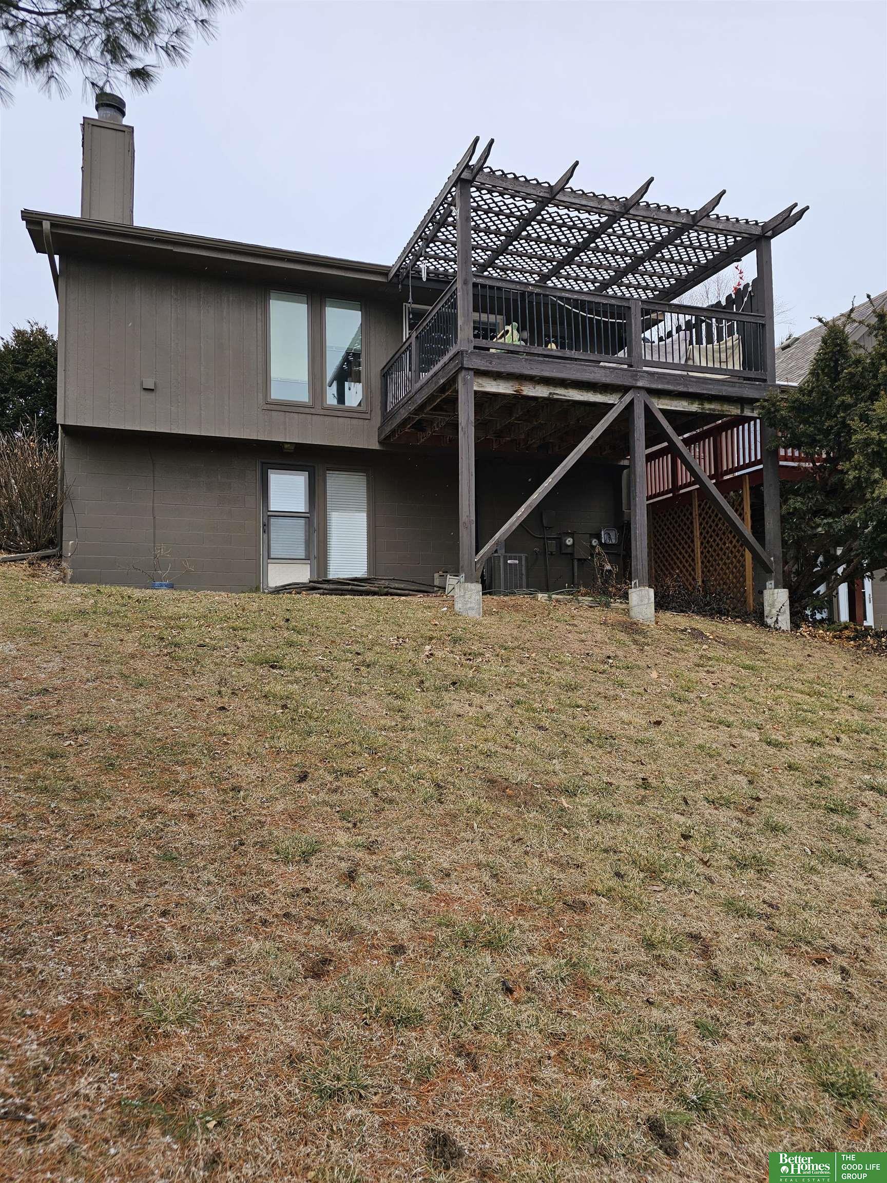 2147 N 121 Street