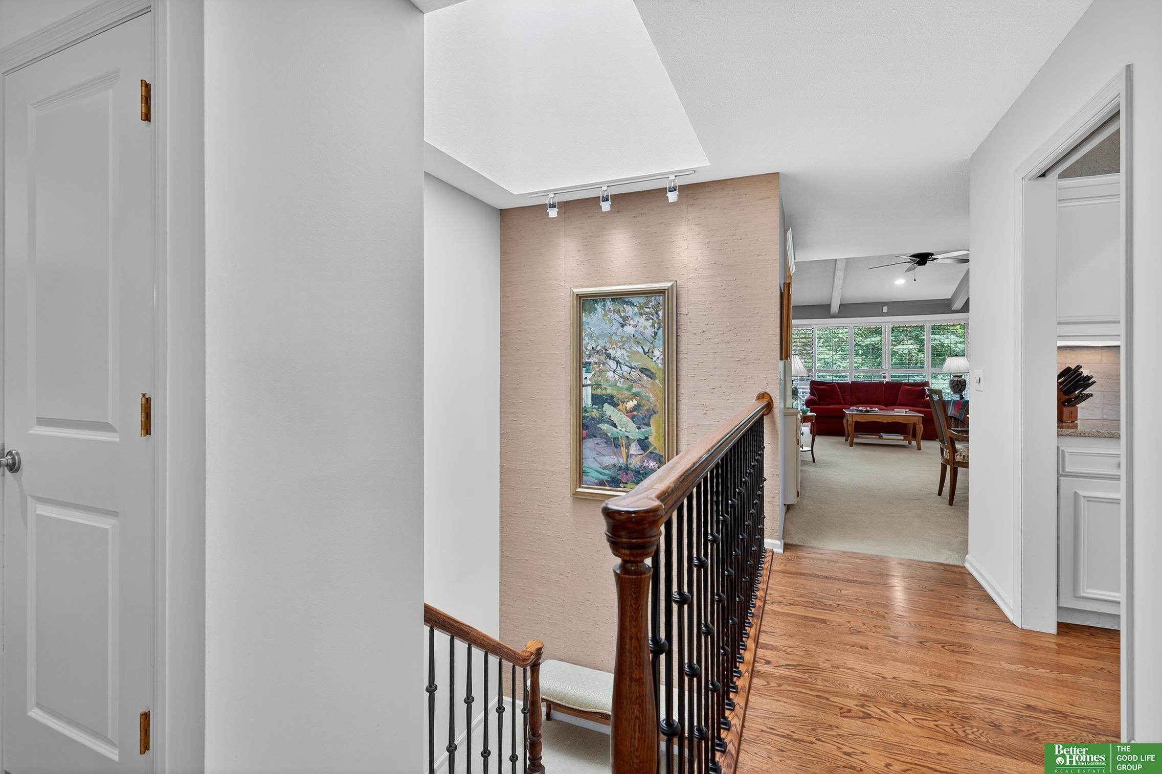 832 S 112 Plaza