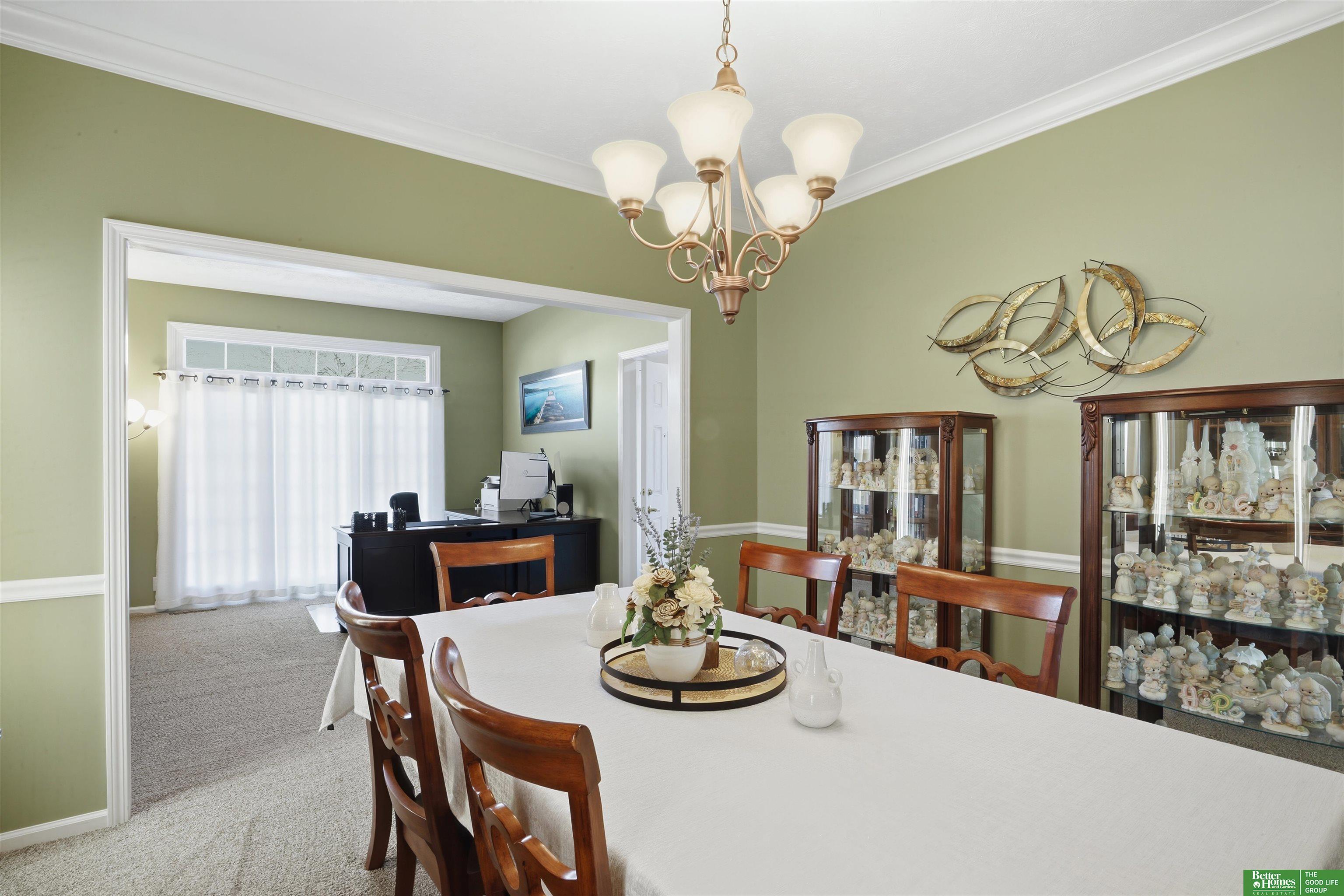 323 Pheasant Run Lane