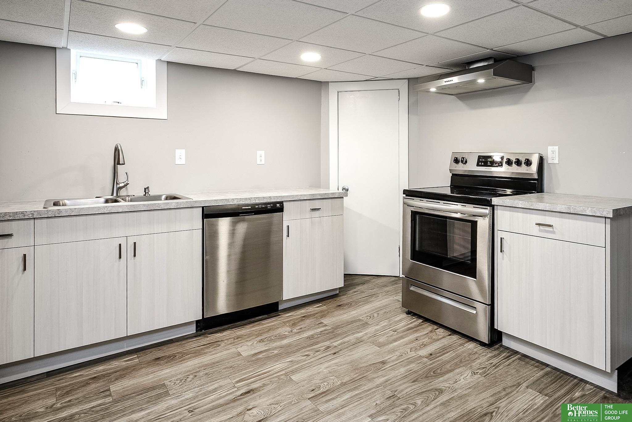 1112 S 60th Street