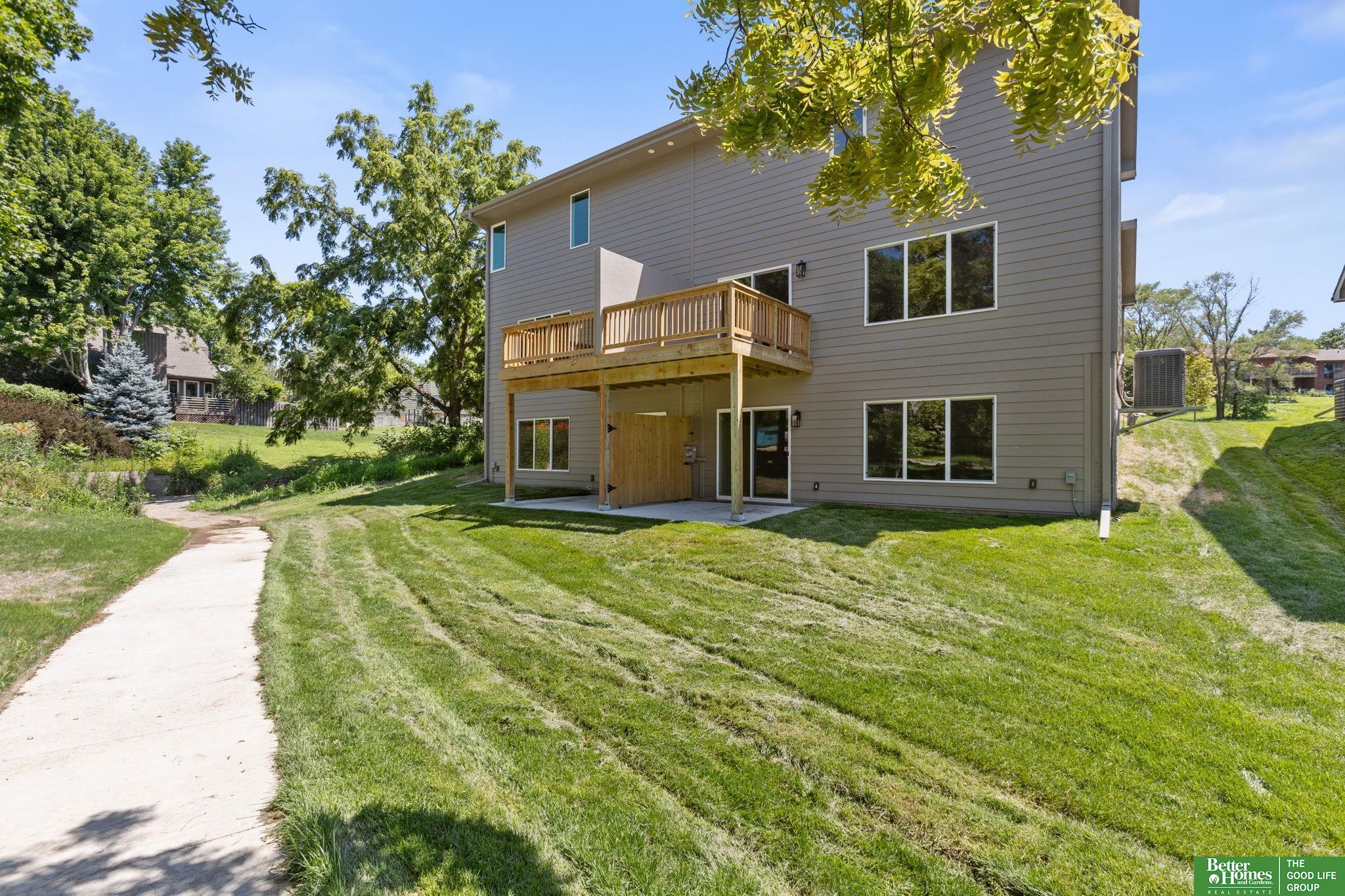 7162 N 79th Court