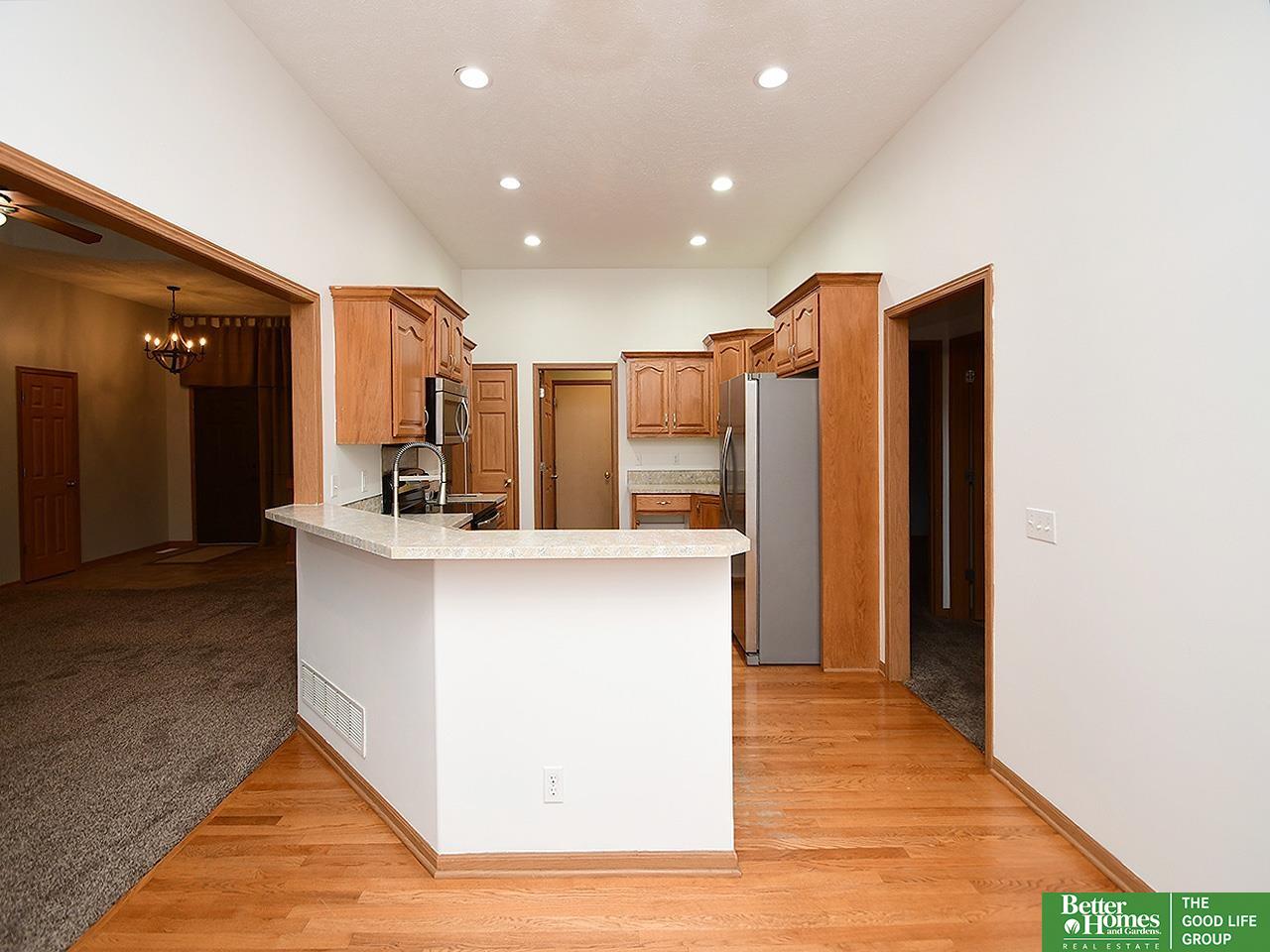2108 Plymouth Rock Road