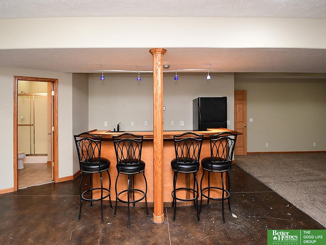 2108 Plymouth Rock Road