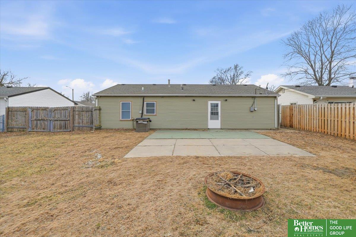 3109 Surfwood Drive