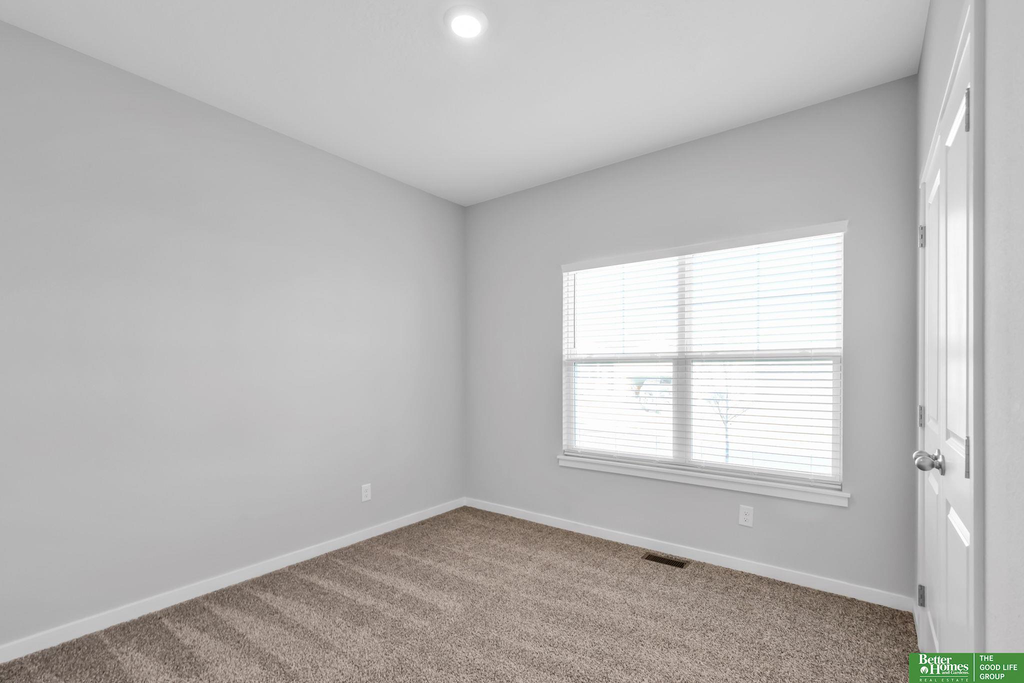 8522 S 63rd Street