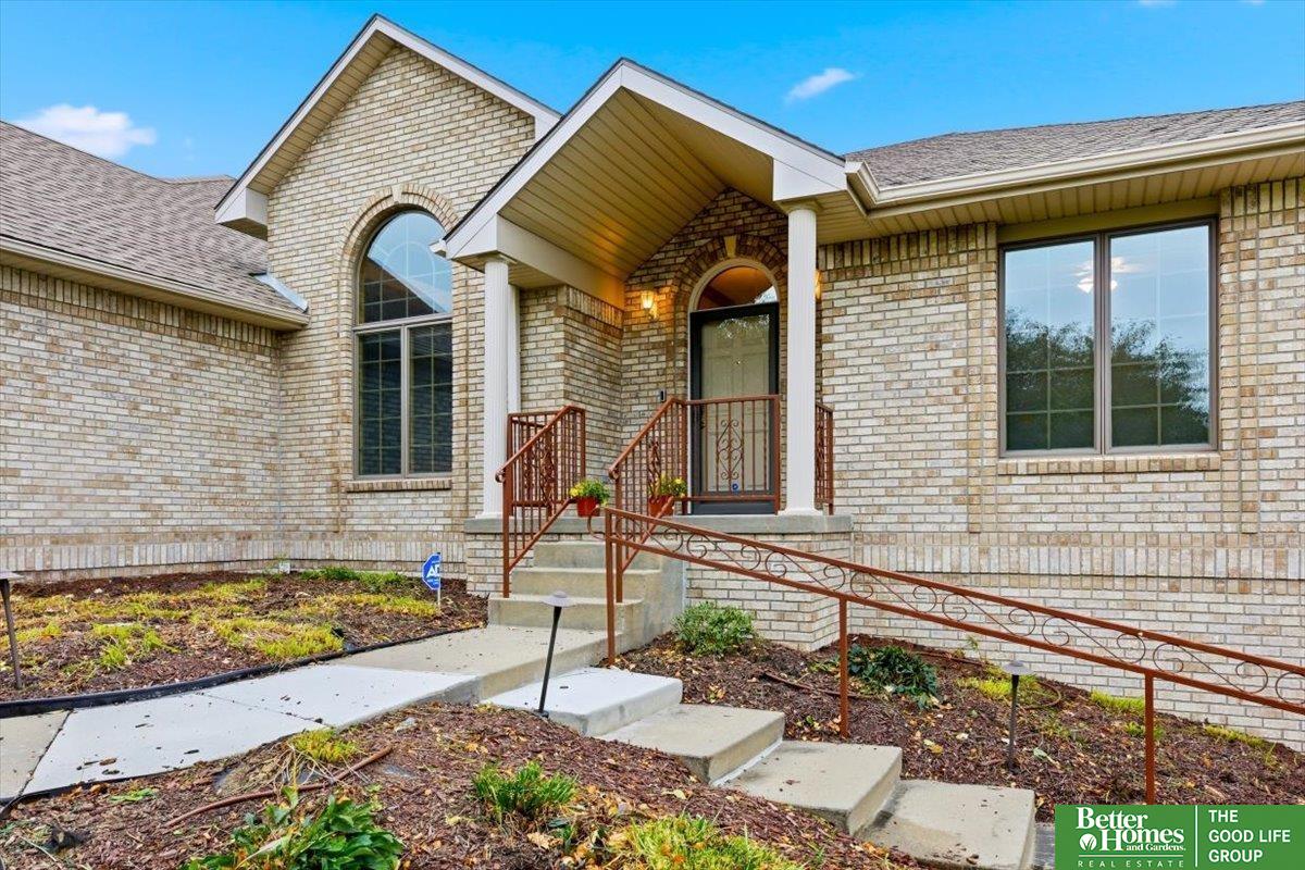 22231 Stoneybrook Drive