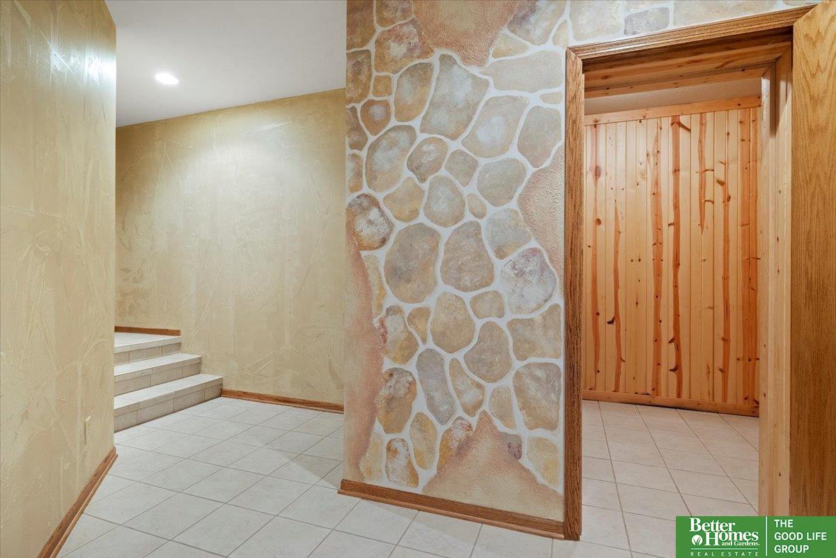 22231 Stoneybrook Drive