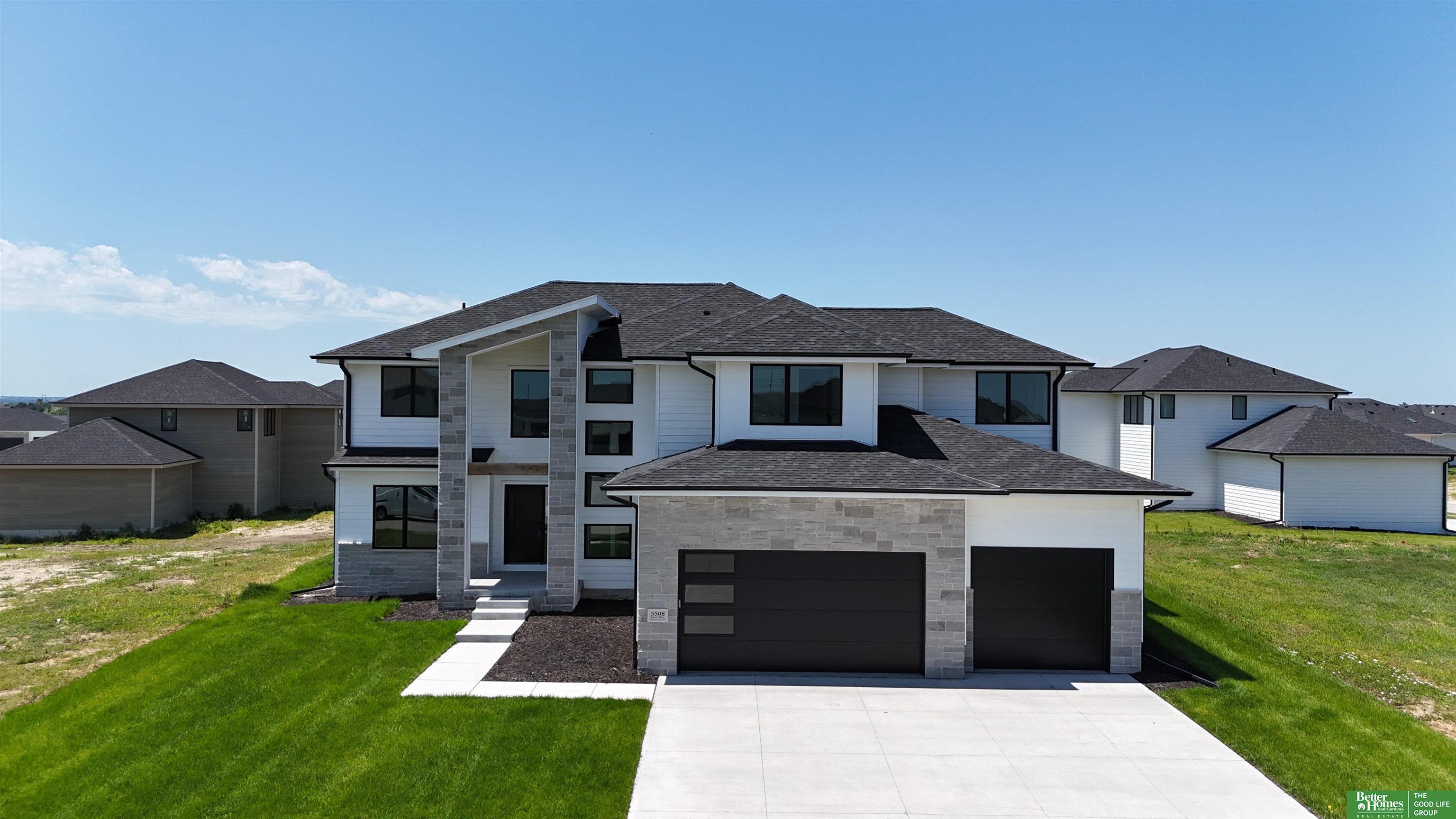 5508 Kestrel Parkway