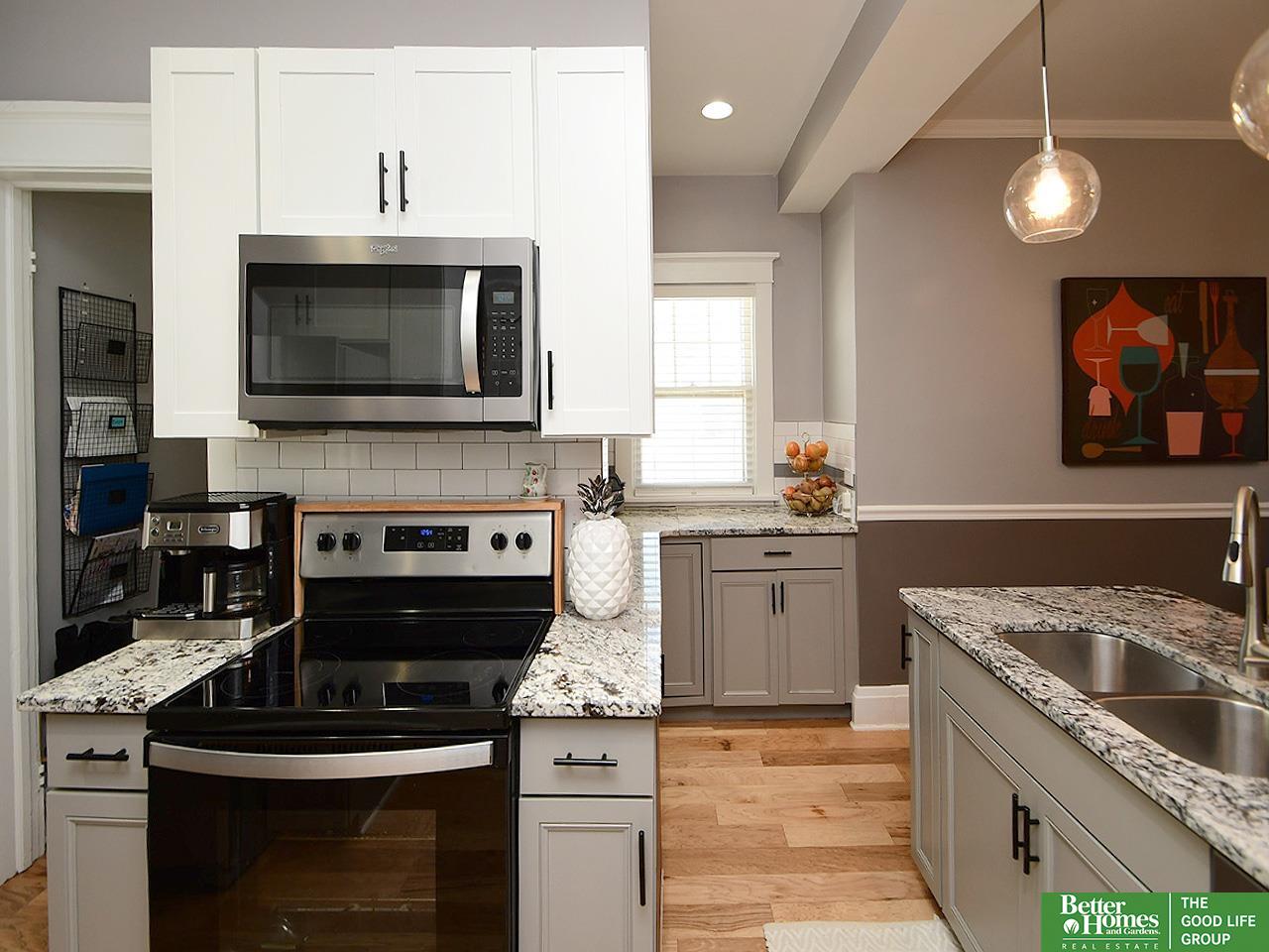 2211 Hanscom Boulevard