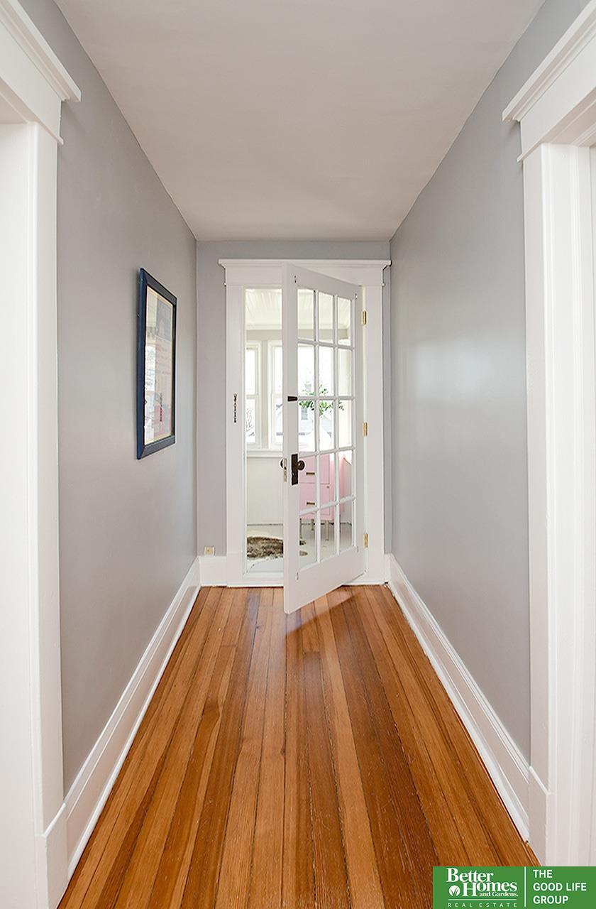 2211 Hanscom Boulevard
