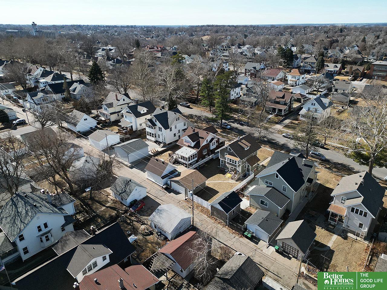 2211 Hanscom Boulevard